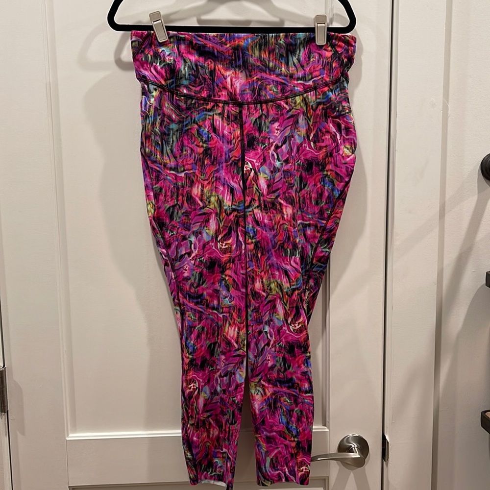 Lululemon leggings Base Pace High Rise Running 25”